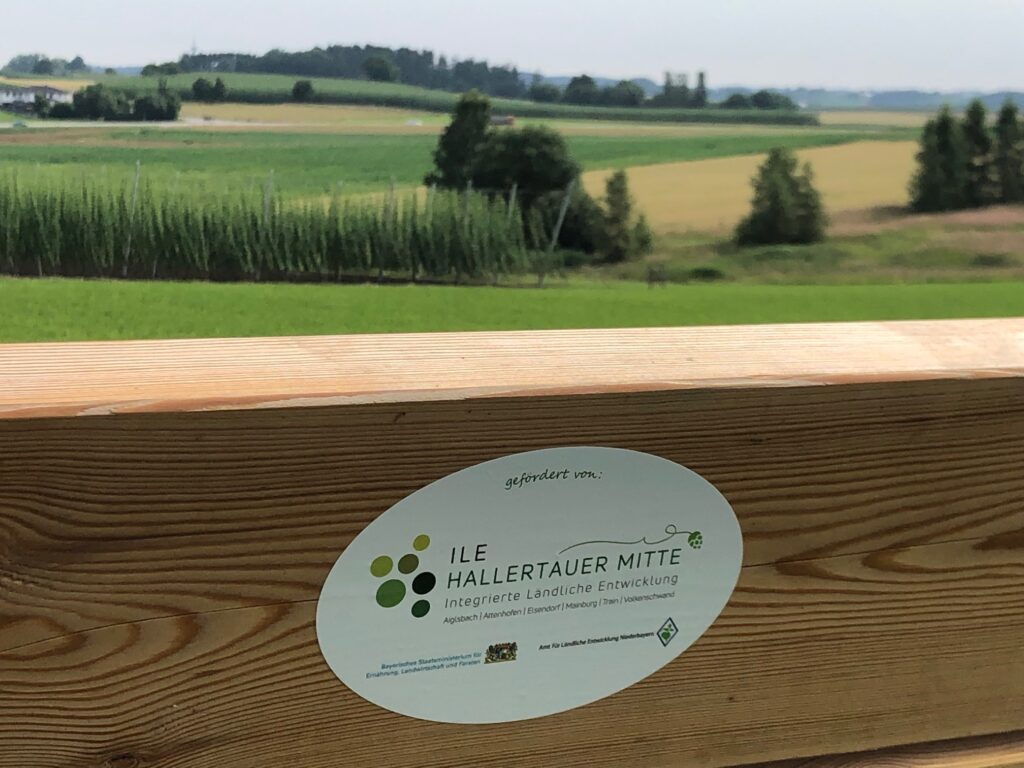 Neugestaltung gefördert durch die ILE Hallertauer MItte Neugestaltung gefördert durch die ILE Hallertauer MItte